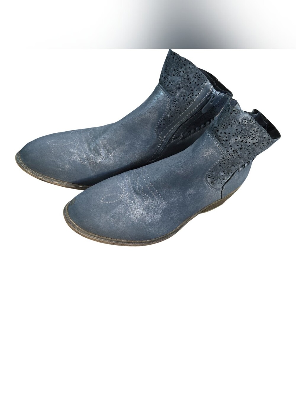 Boutique 9 Blue Suede Laser-Cut Ankle Boots Shiny Festival Zipper Cutouts 8 - Picture 7 of 12